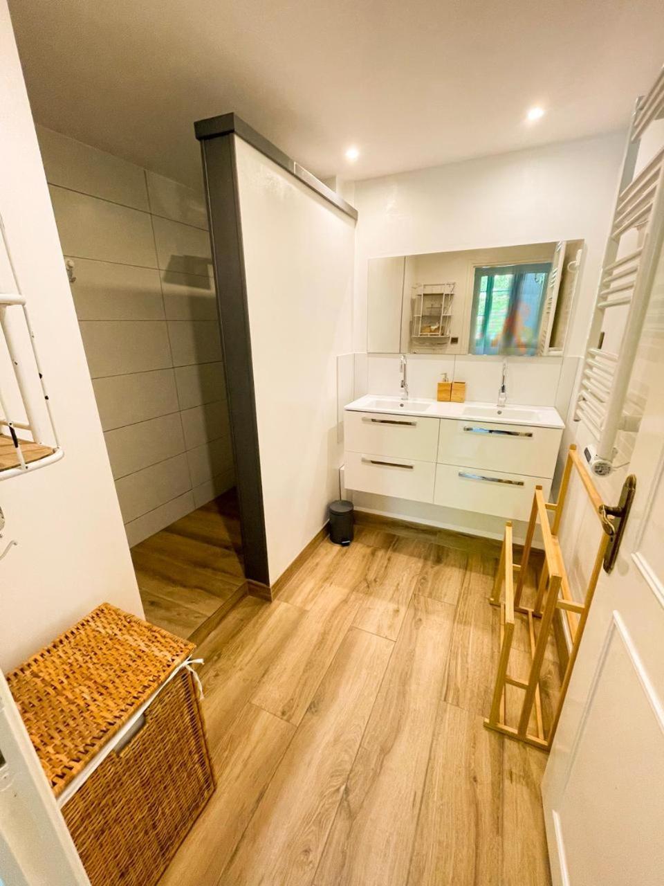 Appartement Bellevue Du Ventoux Montbrun-les-Bains Luaran gambar